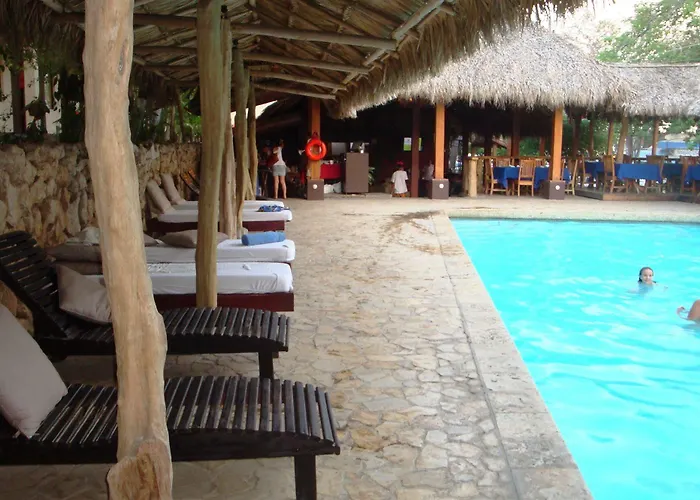 Coco Beach Hotel 3* Coco